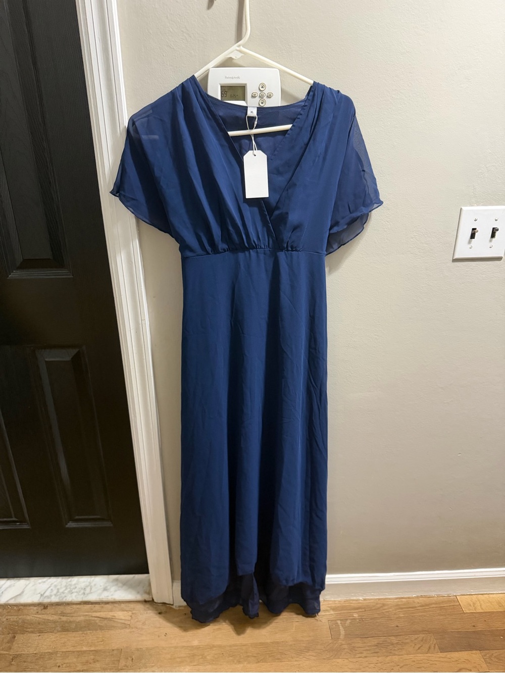 Women's Navy Blue V-Neck Maxi Dress